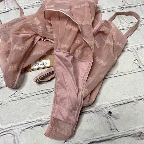 Skims After Hours velvet logo thong bodysuit size 3X Orchid NWT - Picture 7 of 10